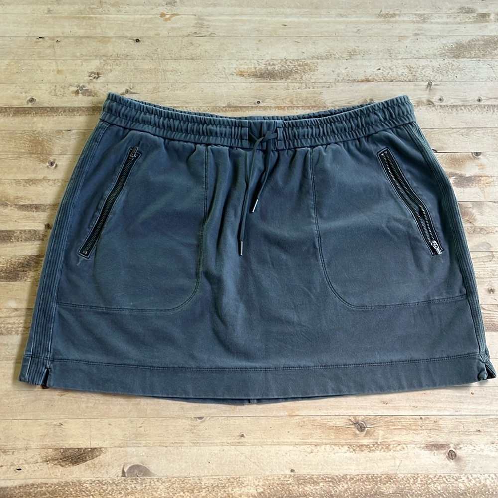 Athleta Cotton Skirt with Zip Pockets, Size 14